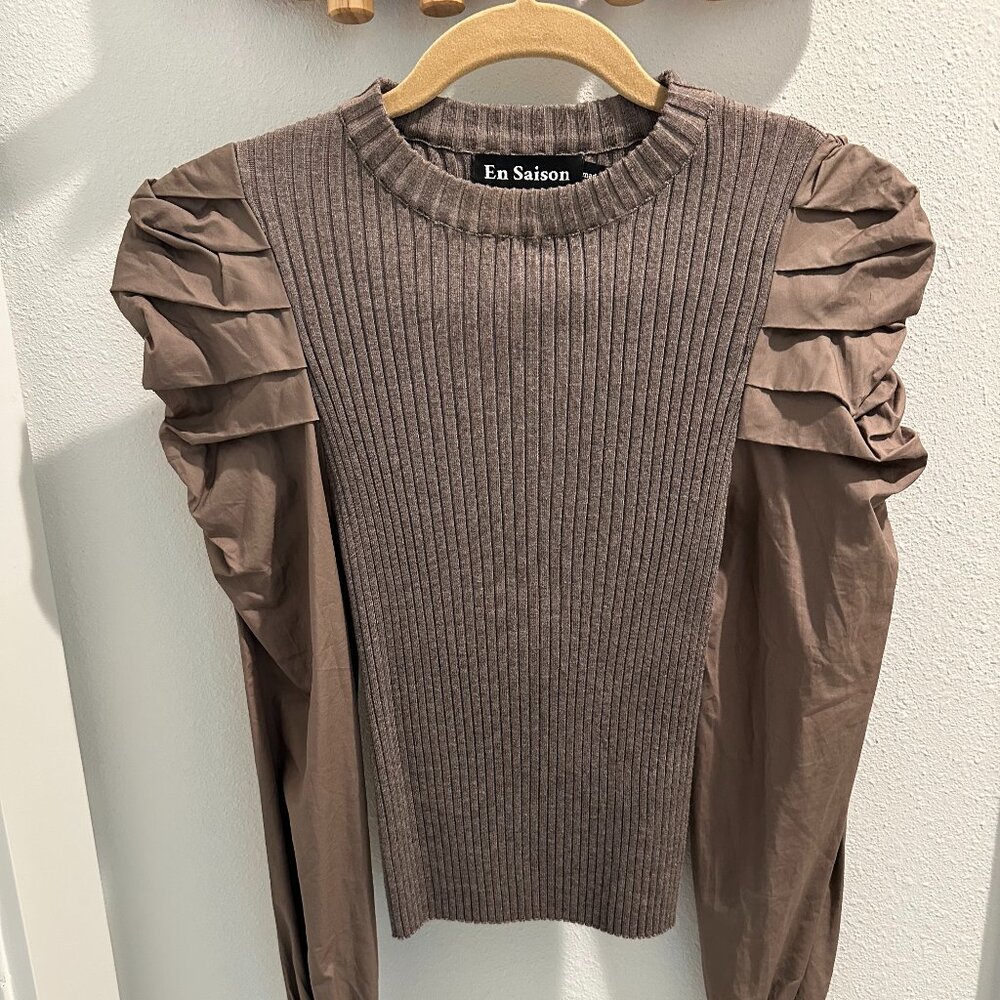 En Saison Callie Puff Sweater - Size Small, Mocha